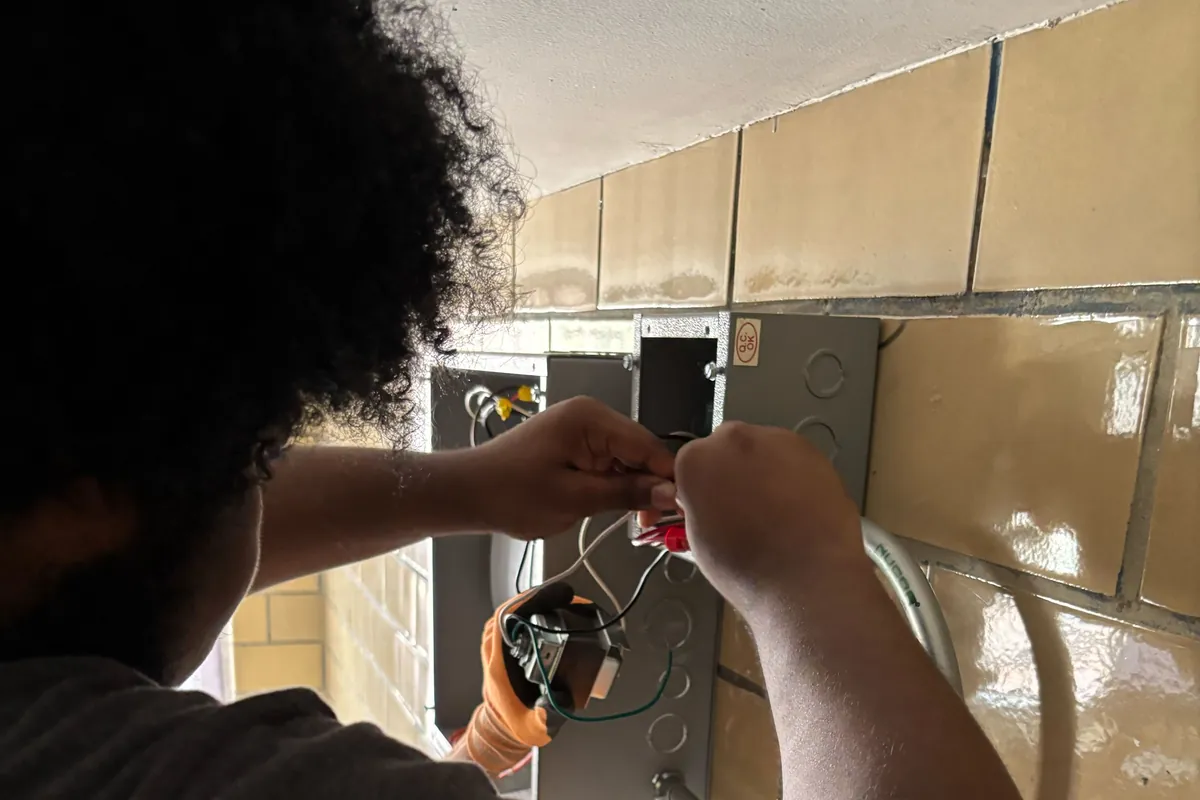 Close-up of low-voltage control wiring.